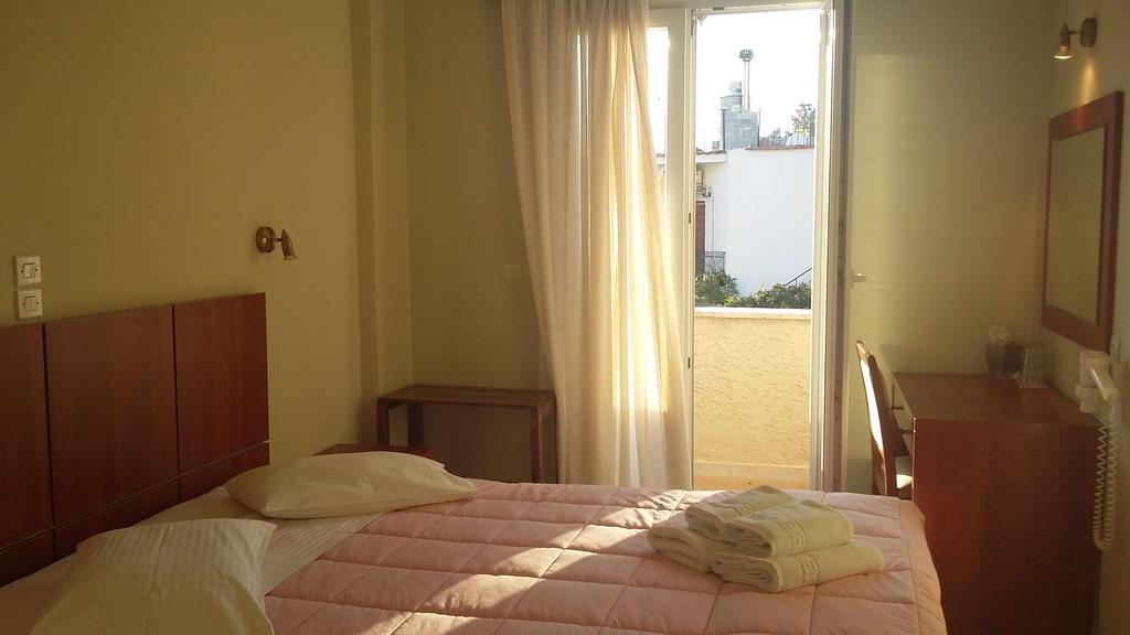 Virginia Hotel Sámos Eksteriør bilde